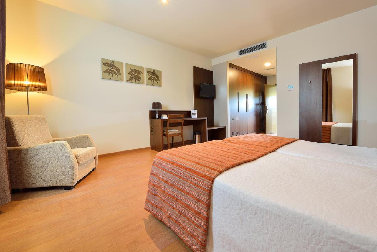Lalín Hotel Spa Norat Torre Do Deza 4* Superior מראה חיצוני תמונה